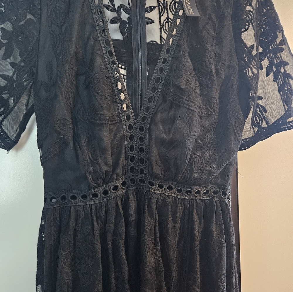 Lace long dress New with tags - Picture 2 of 6